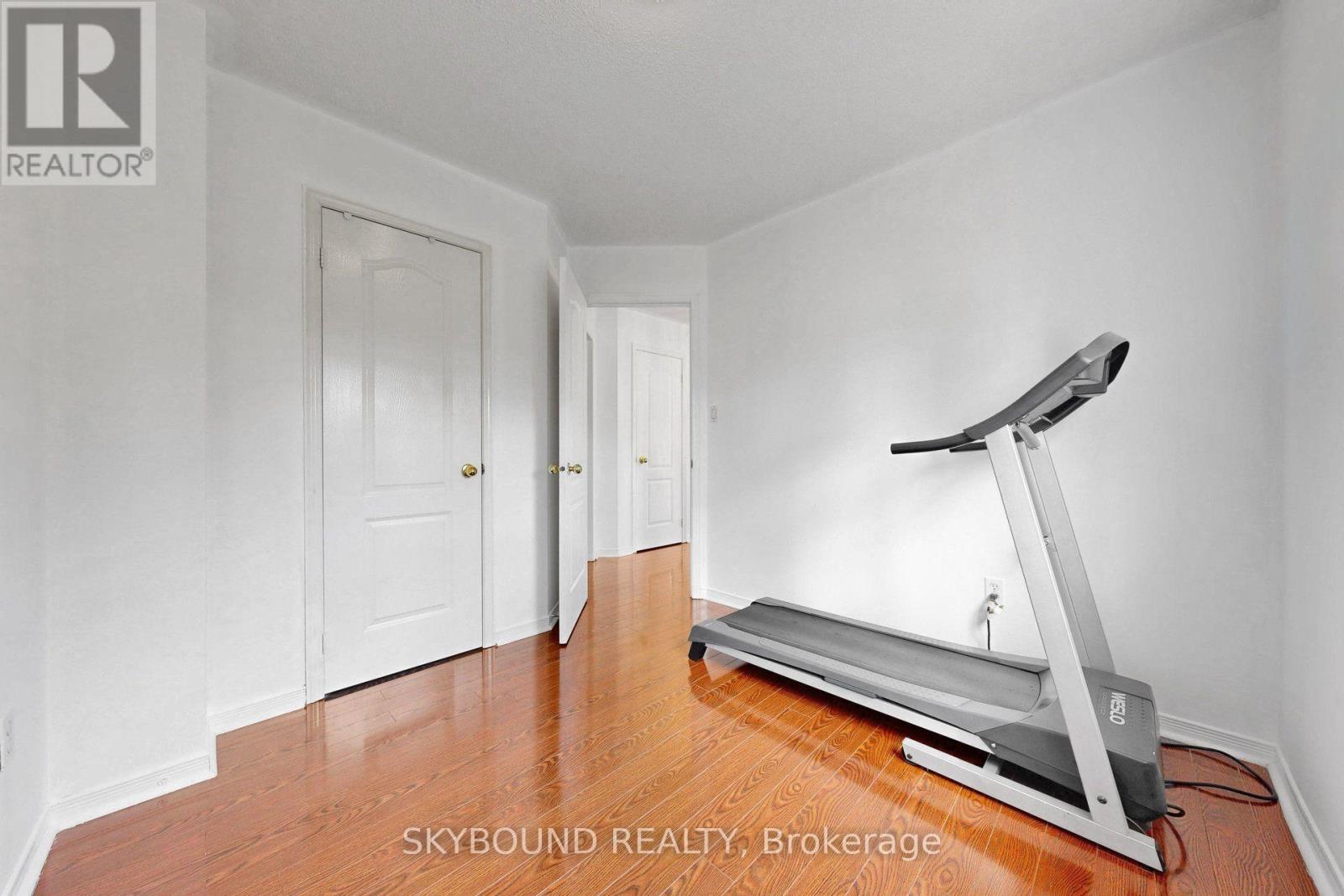 5925 Manzanillo Crescent, Mississauga, Ontario L5M 6Y6 - Photo 26 - W13726092