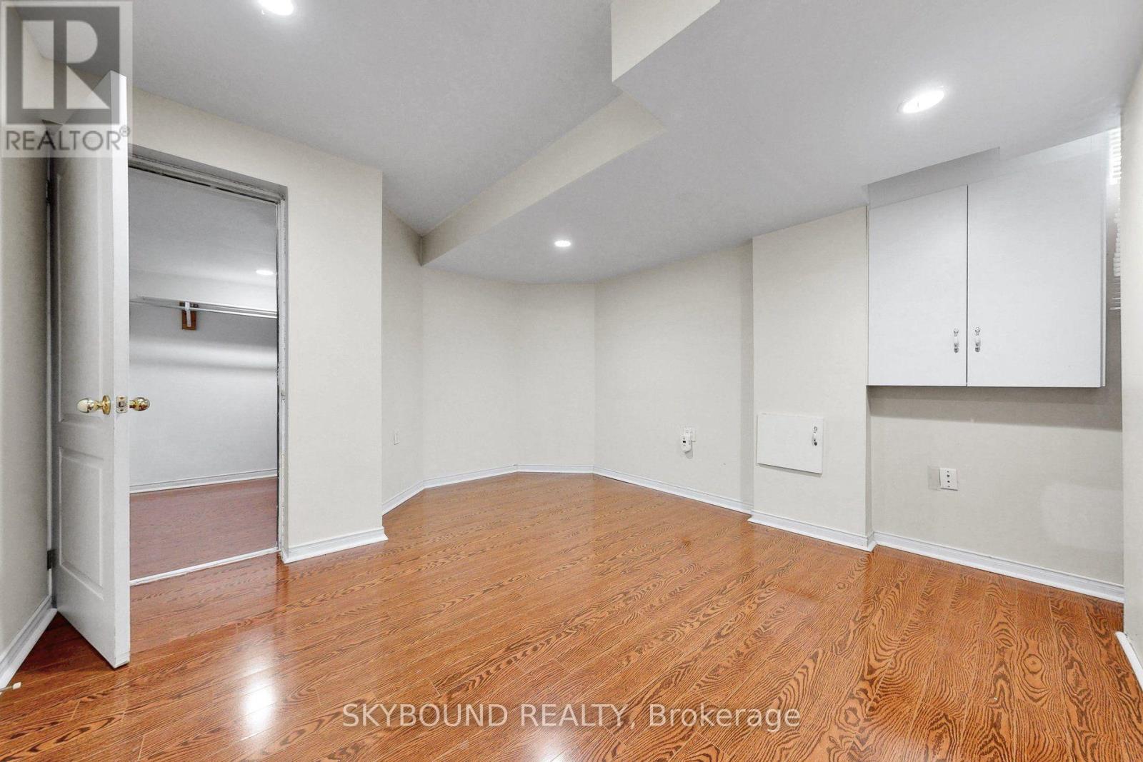 5925 Manzanillo Crescent, Mississauga, Ontario L5M 6Y6 - Photo 39 - W13726092