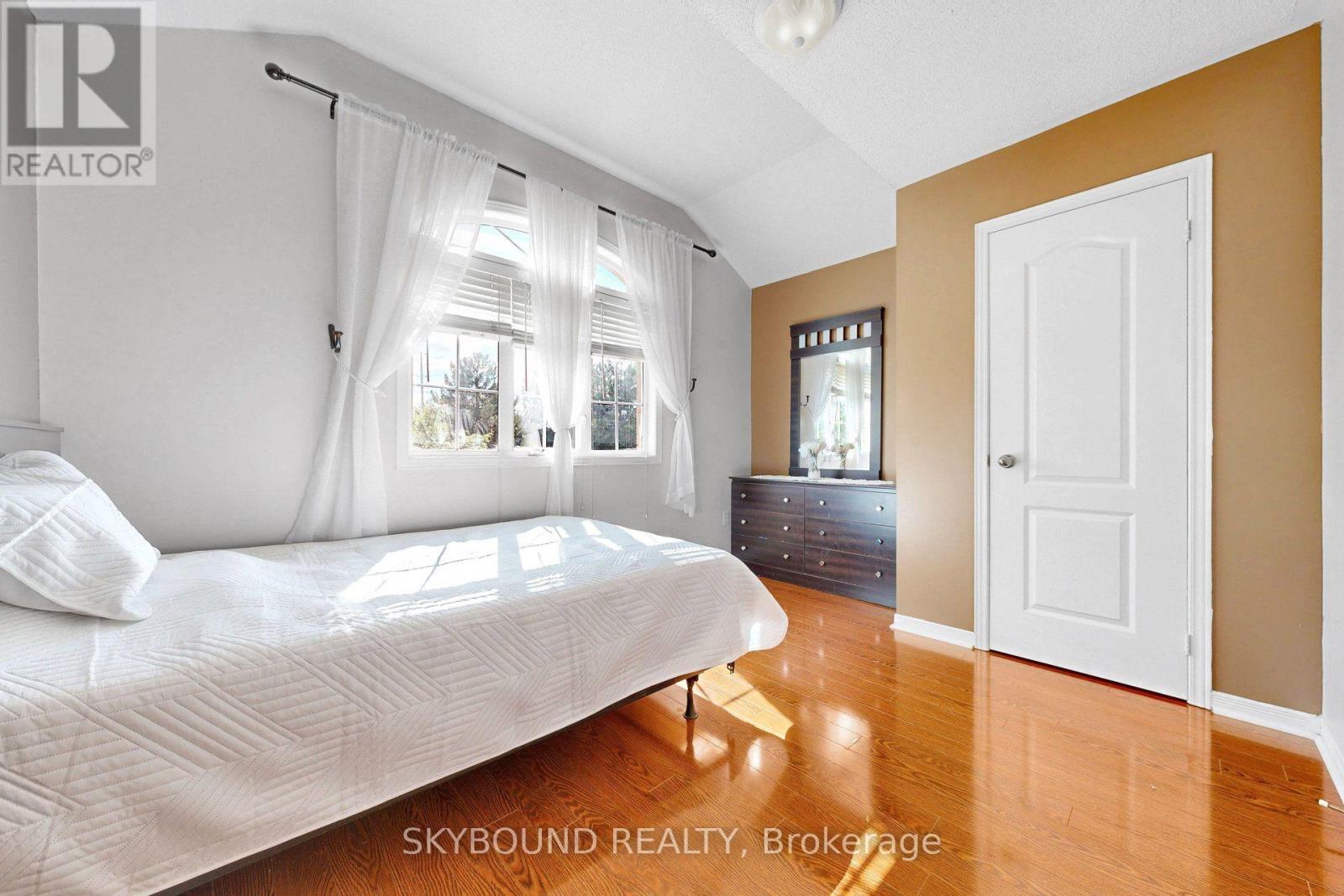 5925 Manzanillo Crescent, Mississauga, Ontario L5M 6Y6 - Photo 30 - W13726092