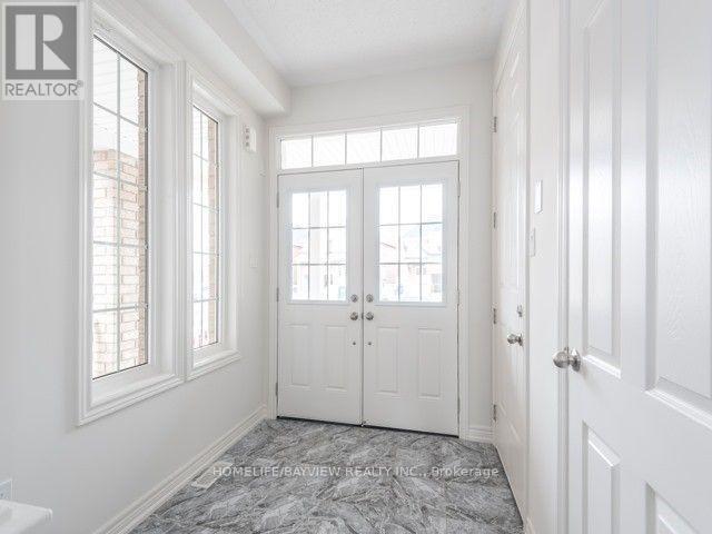 1088 Greenhill Avenue, Oshawa, Ontario  L1H 7K5 - Photo 4 - E13725764
