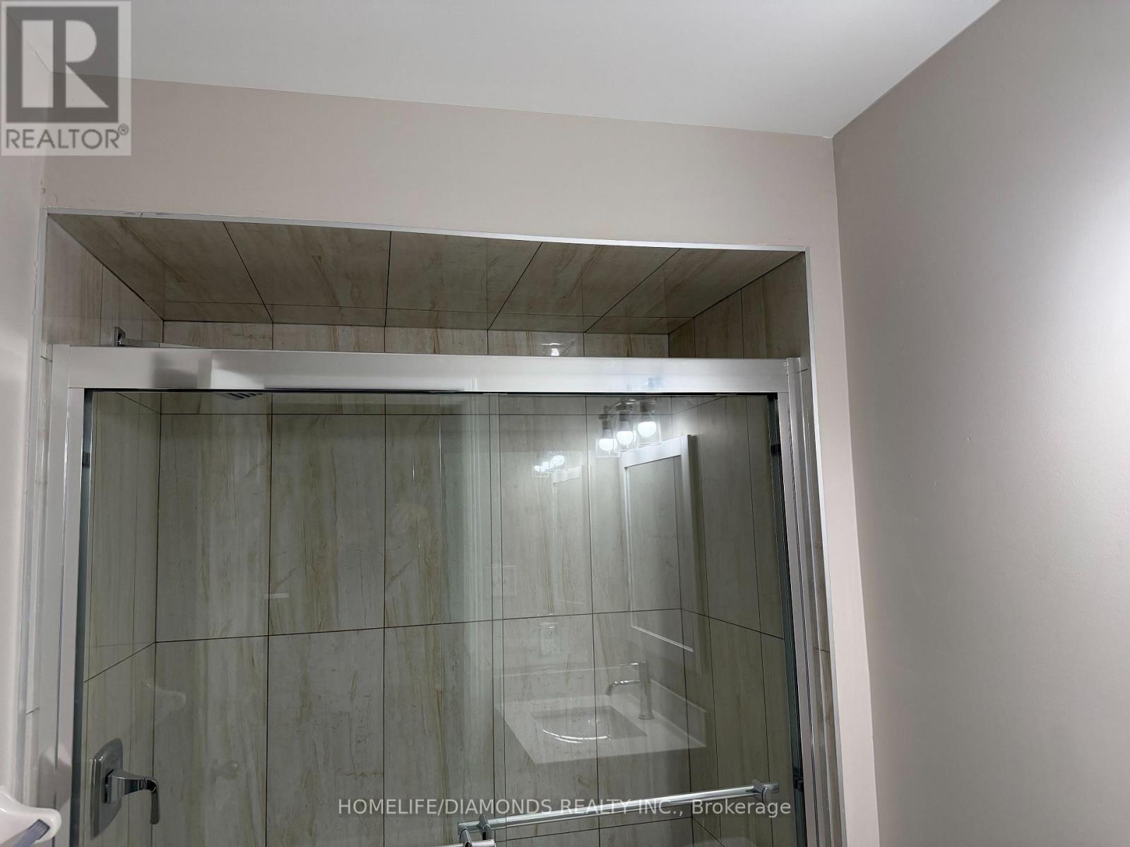149 - 60 Fairwood Circle, Brampton, Ontario  L6R 0Y6 - Photo 12 - W13698056