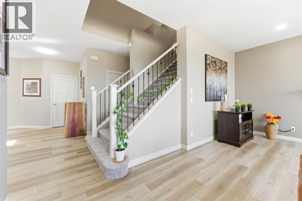 99 Marquis Cove SE, Calgary, Alberta  T3M 1Y1 - Photo 6 - A2307254