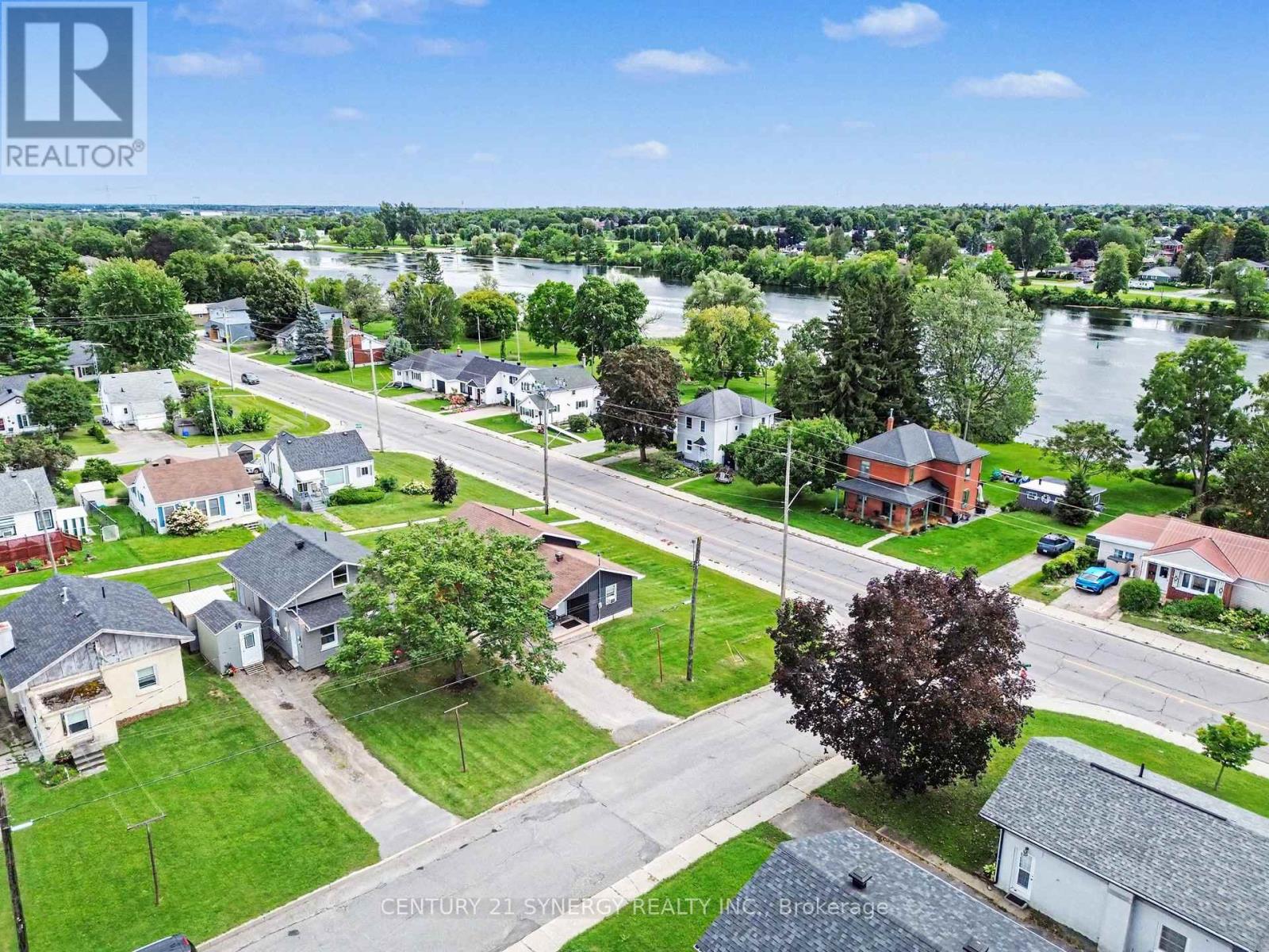 3 Mckenzie Avenue, Smiths Falls, Ontario  K7A 3G4 - Photo 21 - X13726096