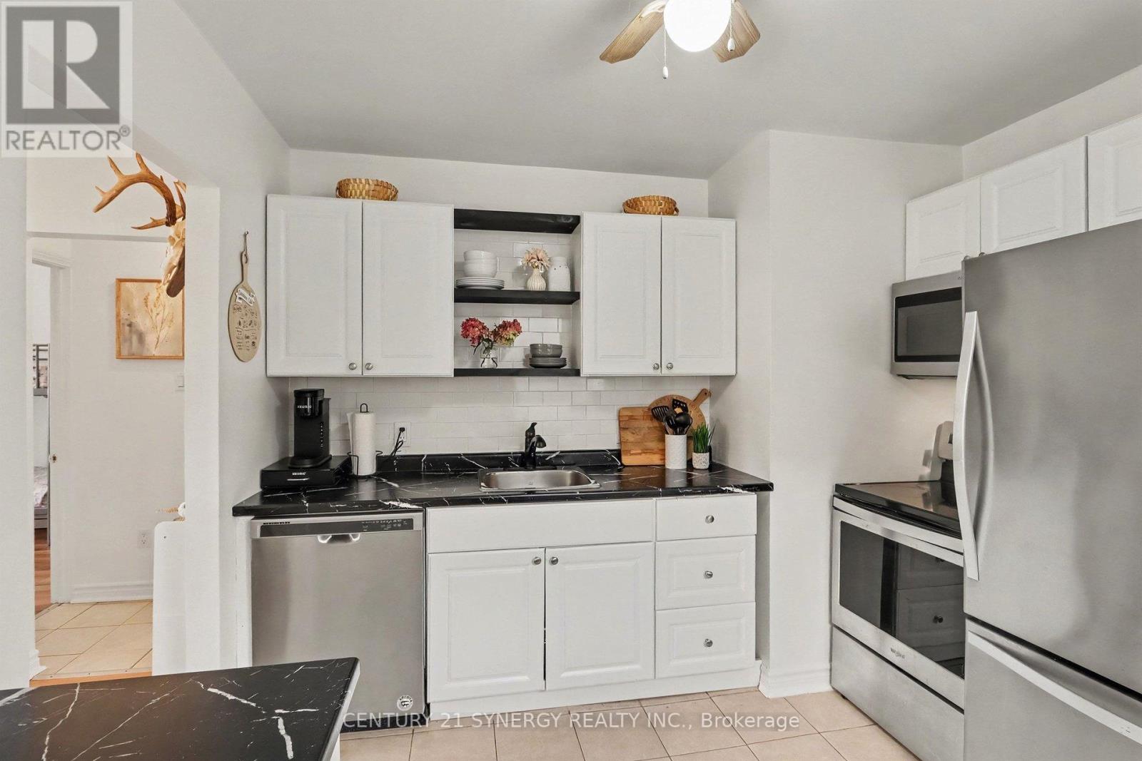 3 Mckenzie Avenue, Smiths Falls, Ontario  K7A 3G4 - Photo 4 - X13726096