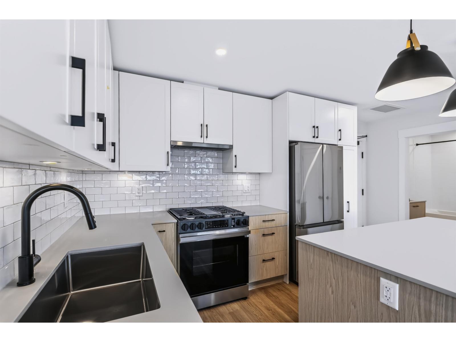 607 27215 Aldergrove Town Centre Drive, Langley, British Columbia V4W 3N7 - Photo 5 - R3144334