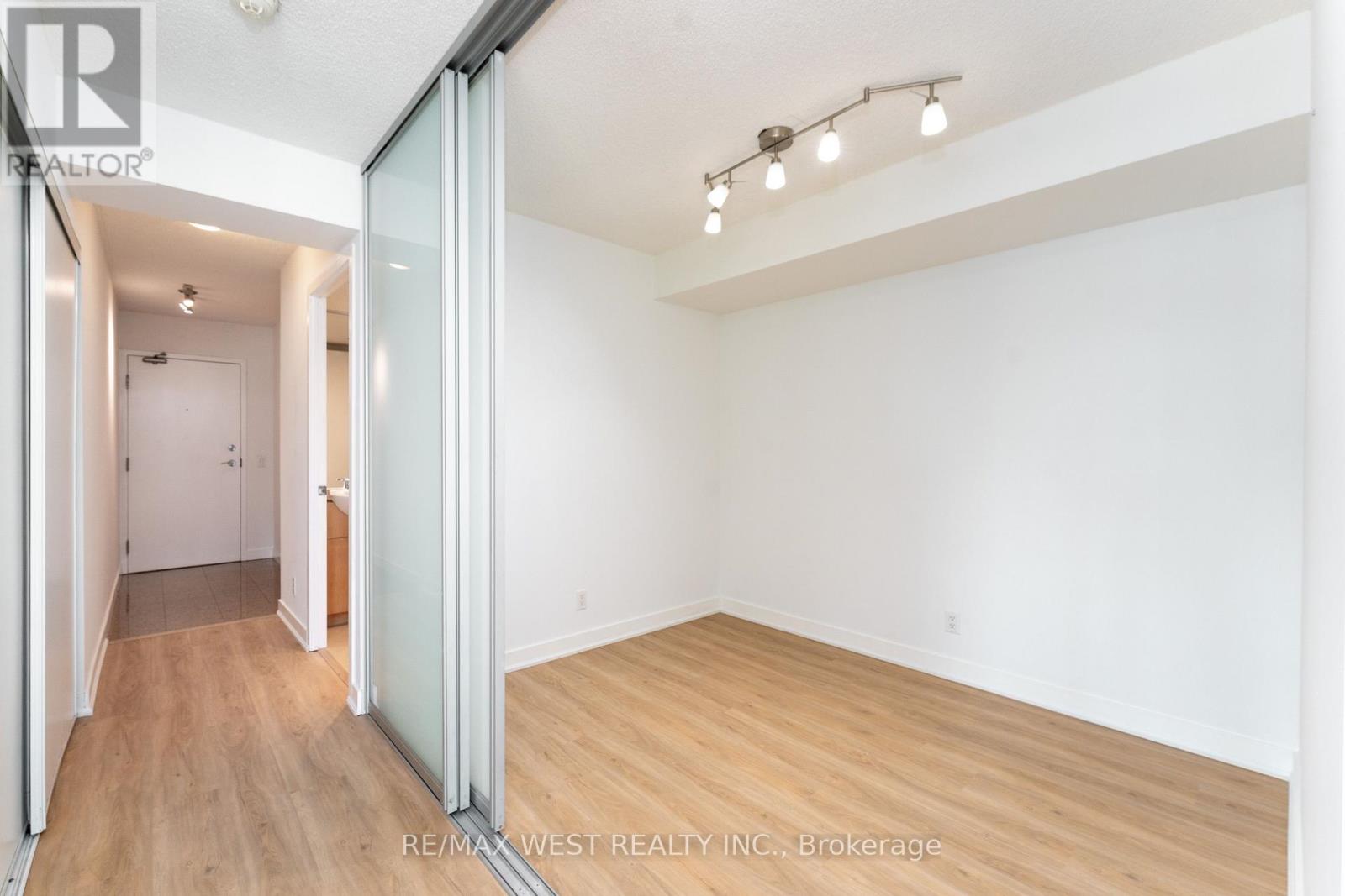 2509 - 373 Front Street, Toronto, Ontario  M5V 3R7 - Photo 21 - C13446674