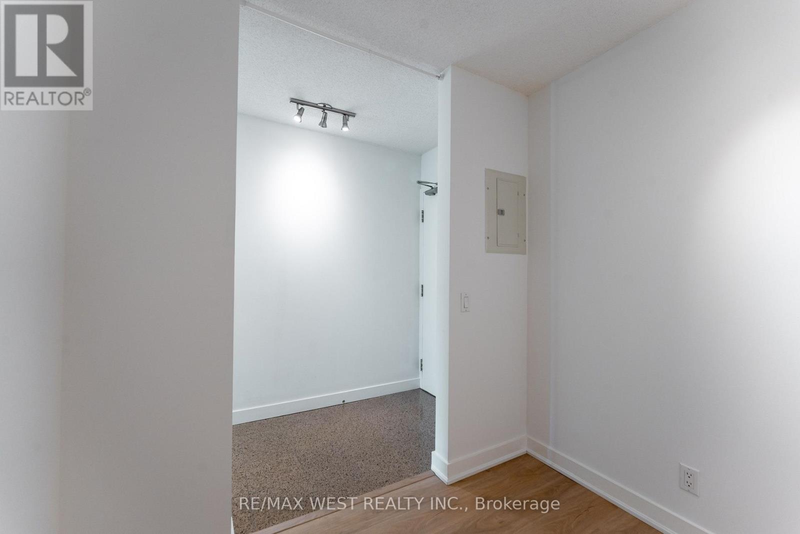 2509 - 373 Front Street, Toronto, Ontario  M5V 3R7 - Photo 16 - C13446674
