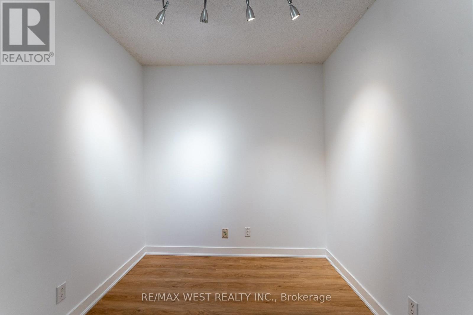 2509 - 373 Front Street, Toronto, Ontario  M5V 3R7 - Photo 15 - C13446674
