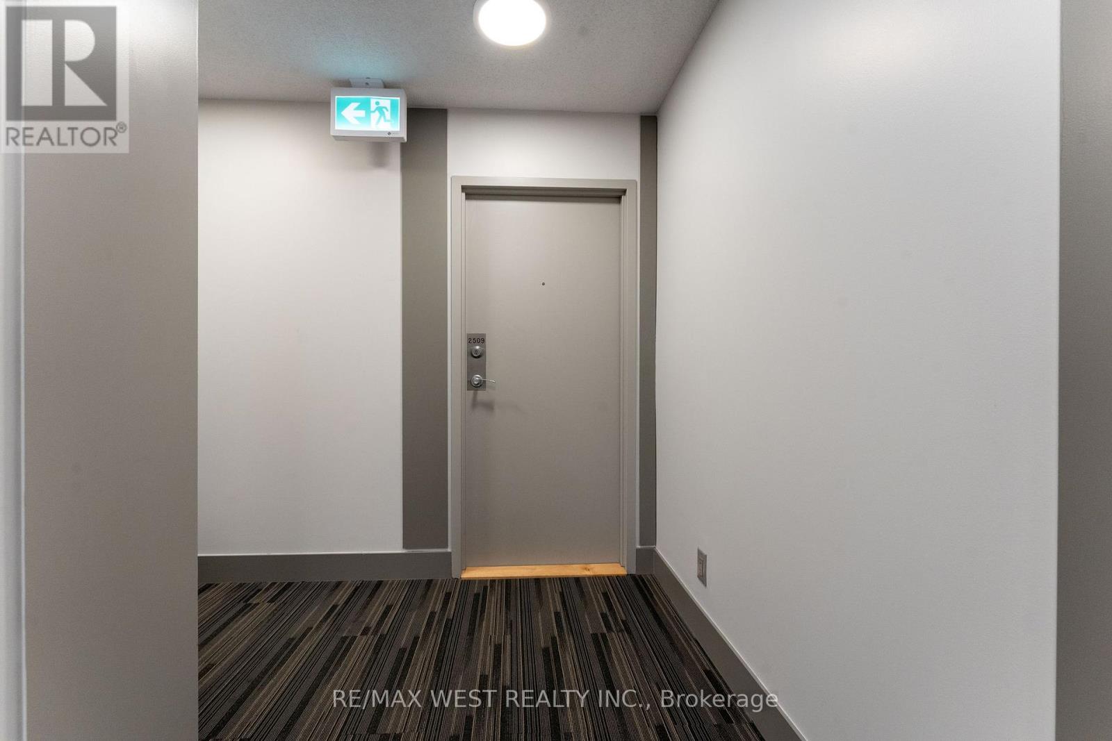 2509 - 373 Front Street, Toronto, Ontario  M5V 3R7 - Photo 11 - C13446674