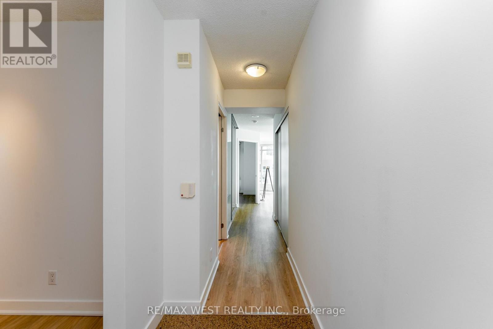 2509 - 373 Front Street, Toronto, Ontario  M5V 3R7 - Photo 14 - C13446674