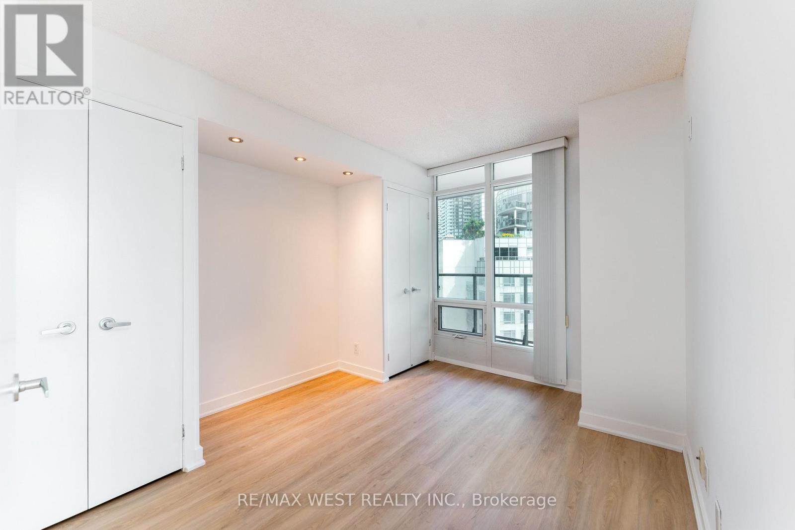 2509 - 373 Front Street, Toronto, Ontario  M5V 3R7 - Photo 26 - C13446674