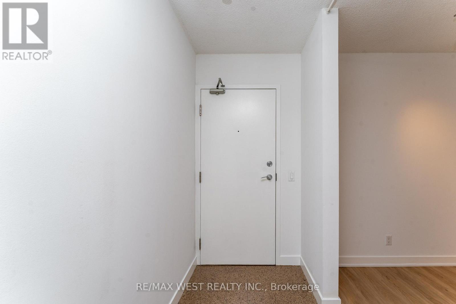 2509 - 373 Front Street, Toronto, Ontario  M5V 3R7 - Photo 13 - C13446674