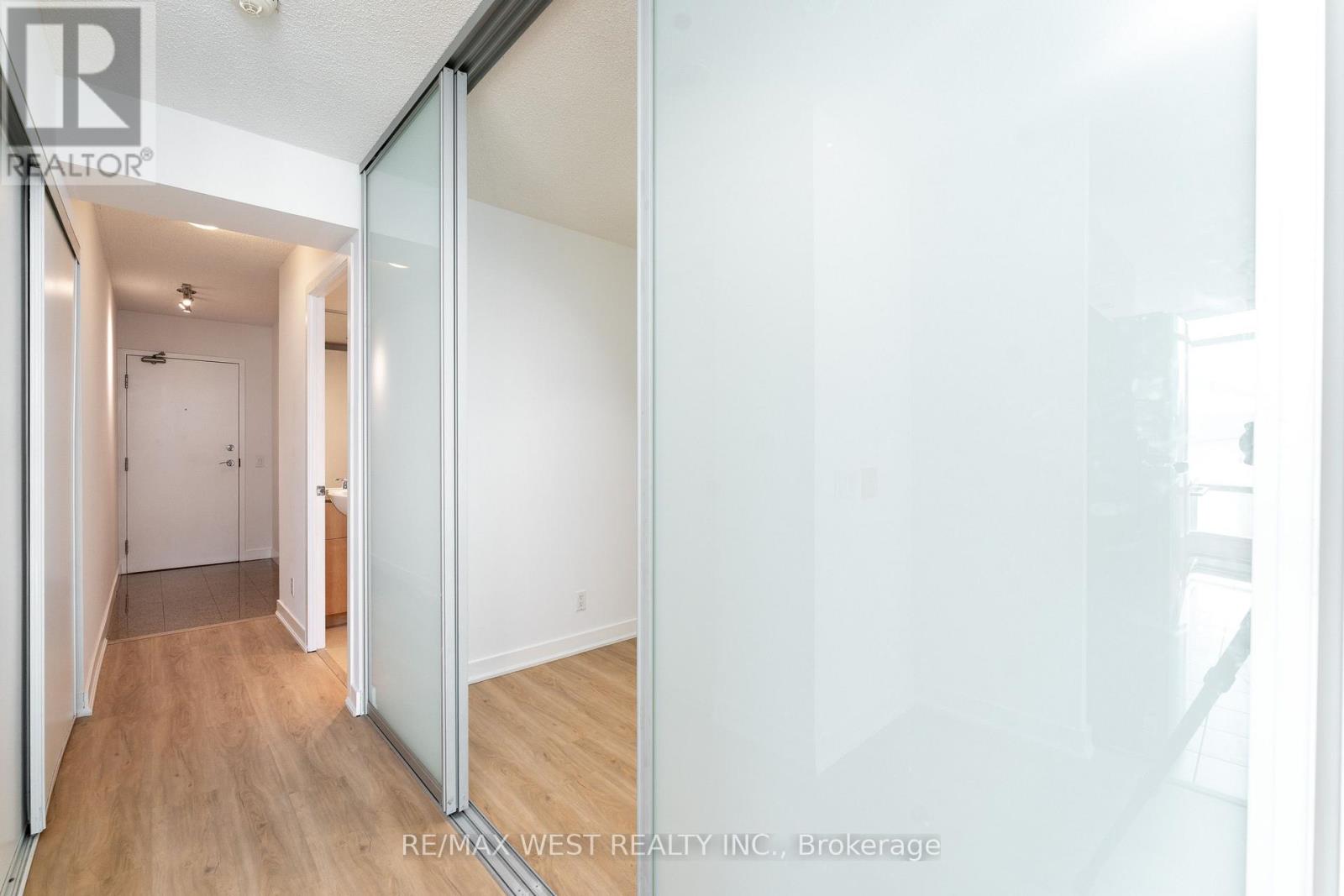 2509 - 373 Front Street, Toronto, Ontario  M5V 3R7 - Photo 22 - C13446674