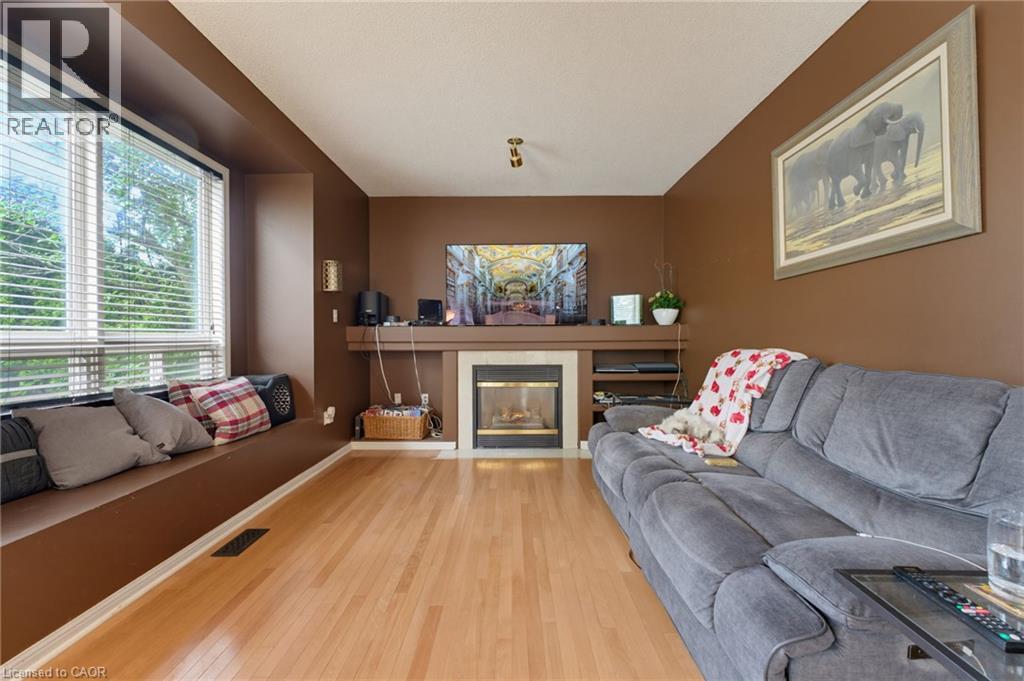 5141 Blue Spruce Avenue, Burlington, Ontario  L7L 6G7 - Photo 8 - 40850293