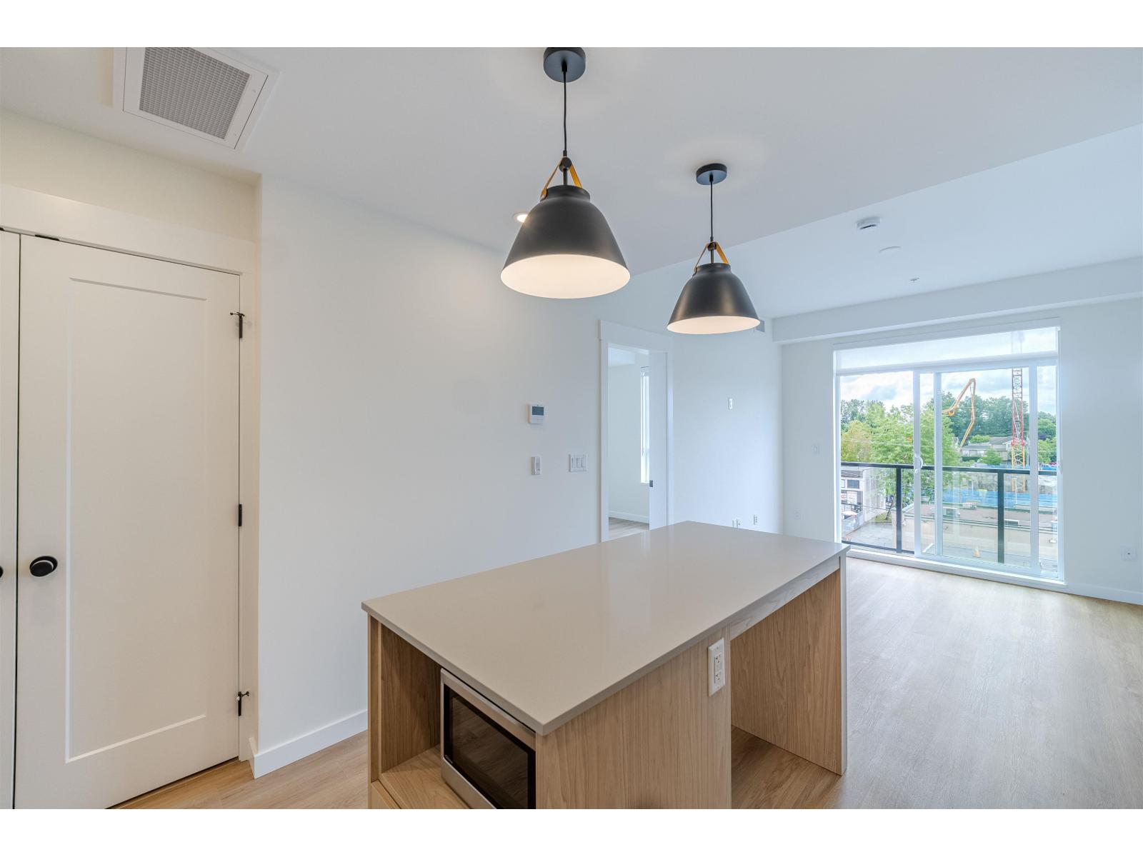 413 27218 Aldergrove Town Centre Drive, Langley, British Columbia  V4W 3N7 - Photo 6 - R3144431