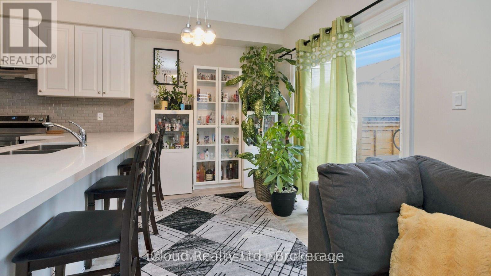 73 Lorne Thomas Place, New Tecumseth, Ontario  L9R 0V8 - Photo 17 - N13726126