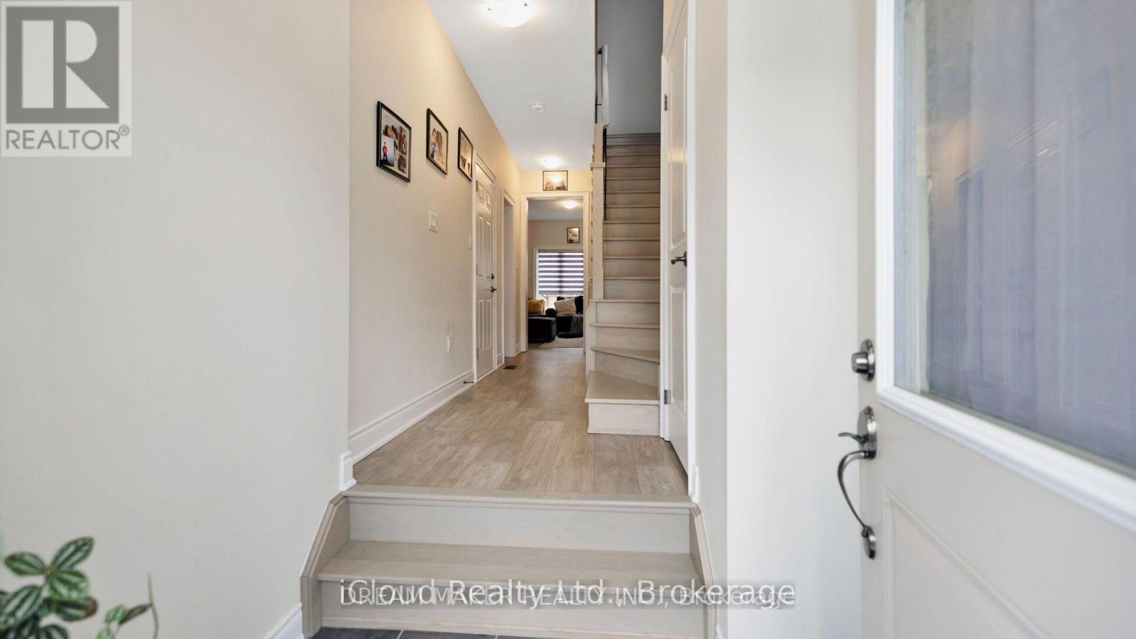 73 Lorne Thomas Place, New Tecumseth, Ontario  L9R 0V8 - Photo 5 - N13726126