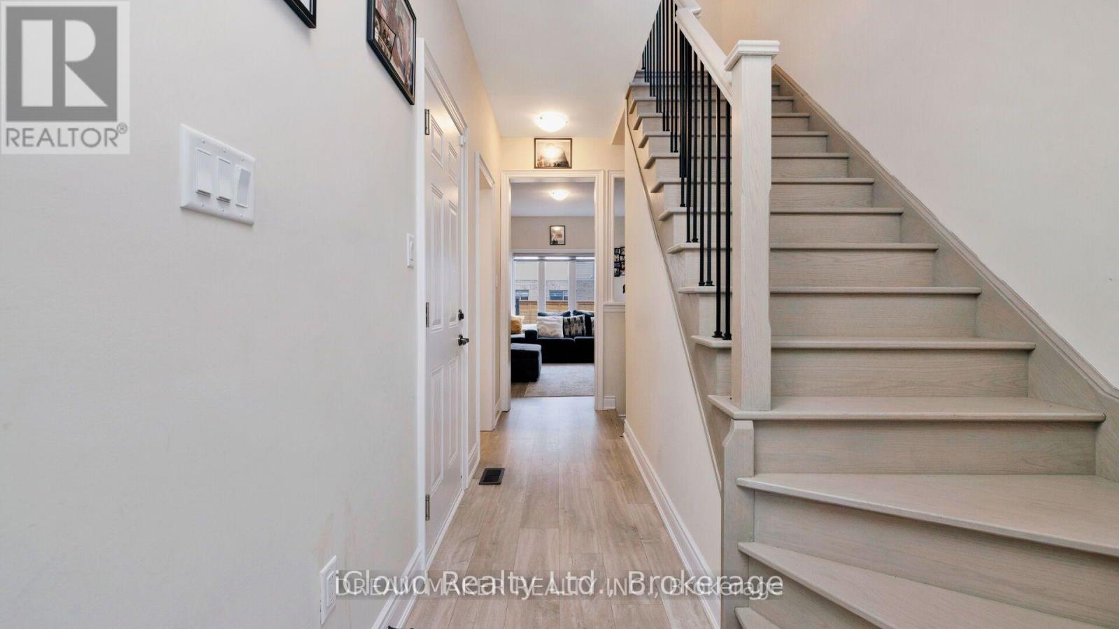 73 Lorne Thomas Place, New Tecumseth, Ontario  L9R 0V8 - Photo 6 - N13726126