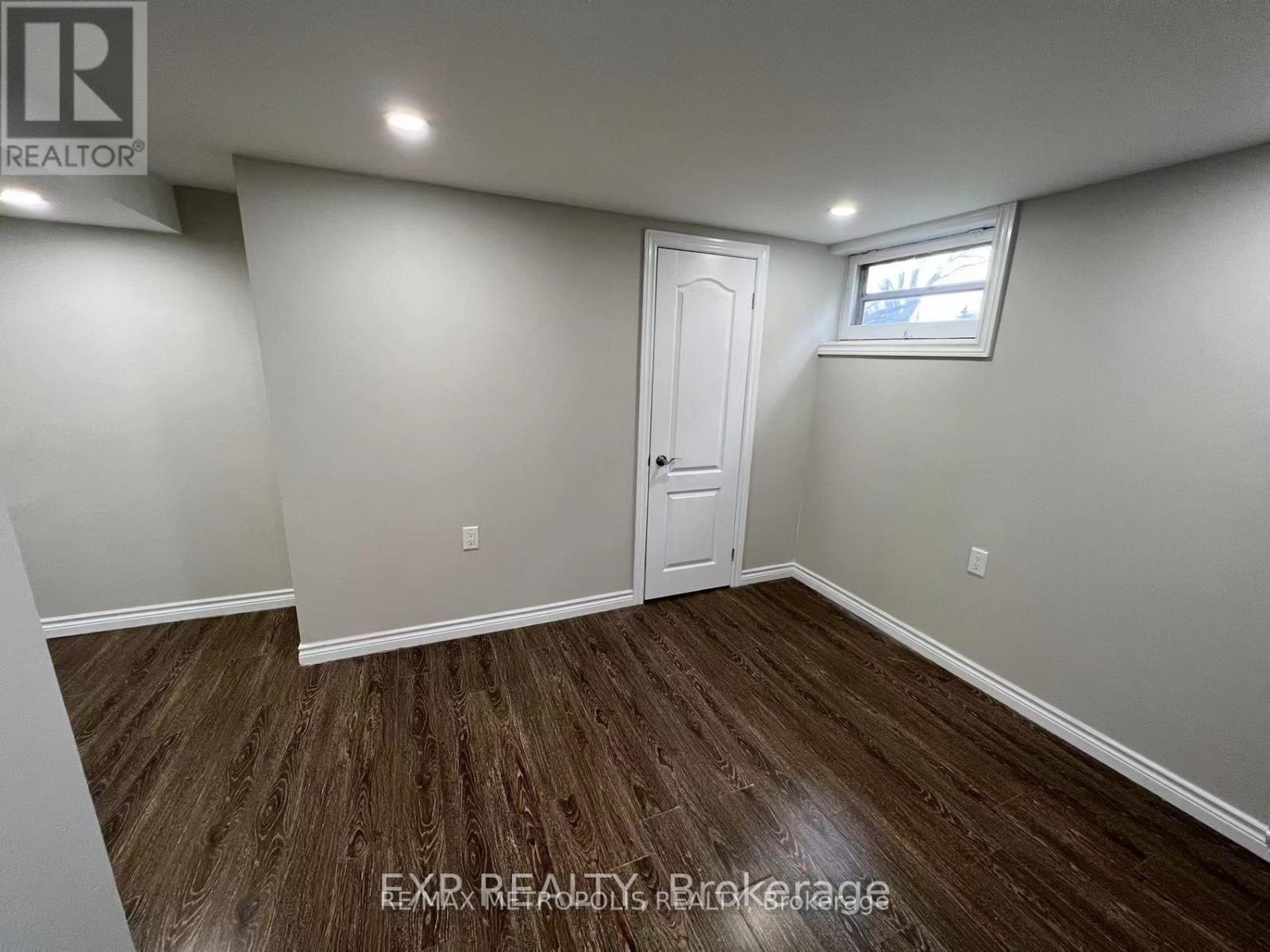 BSMT - 6 MID PINES ROAD, Toronto, Ontario