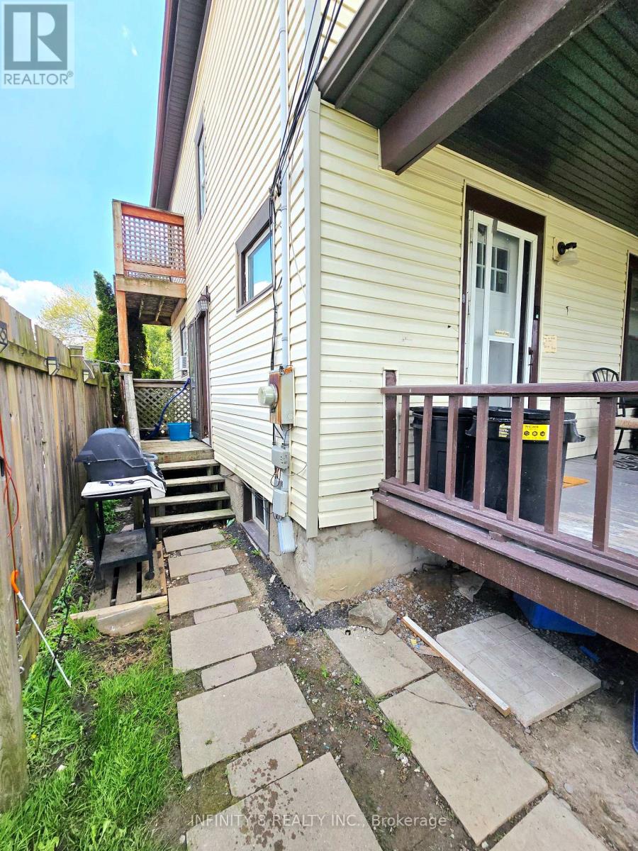 4728 Bridge Street, Niagara Falls, Ontario  L2E 2R8 - Photo 18 - X13726132