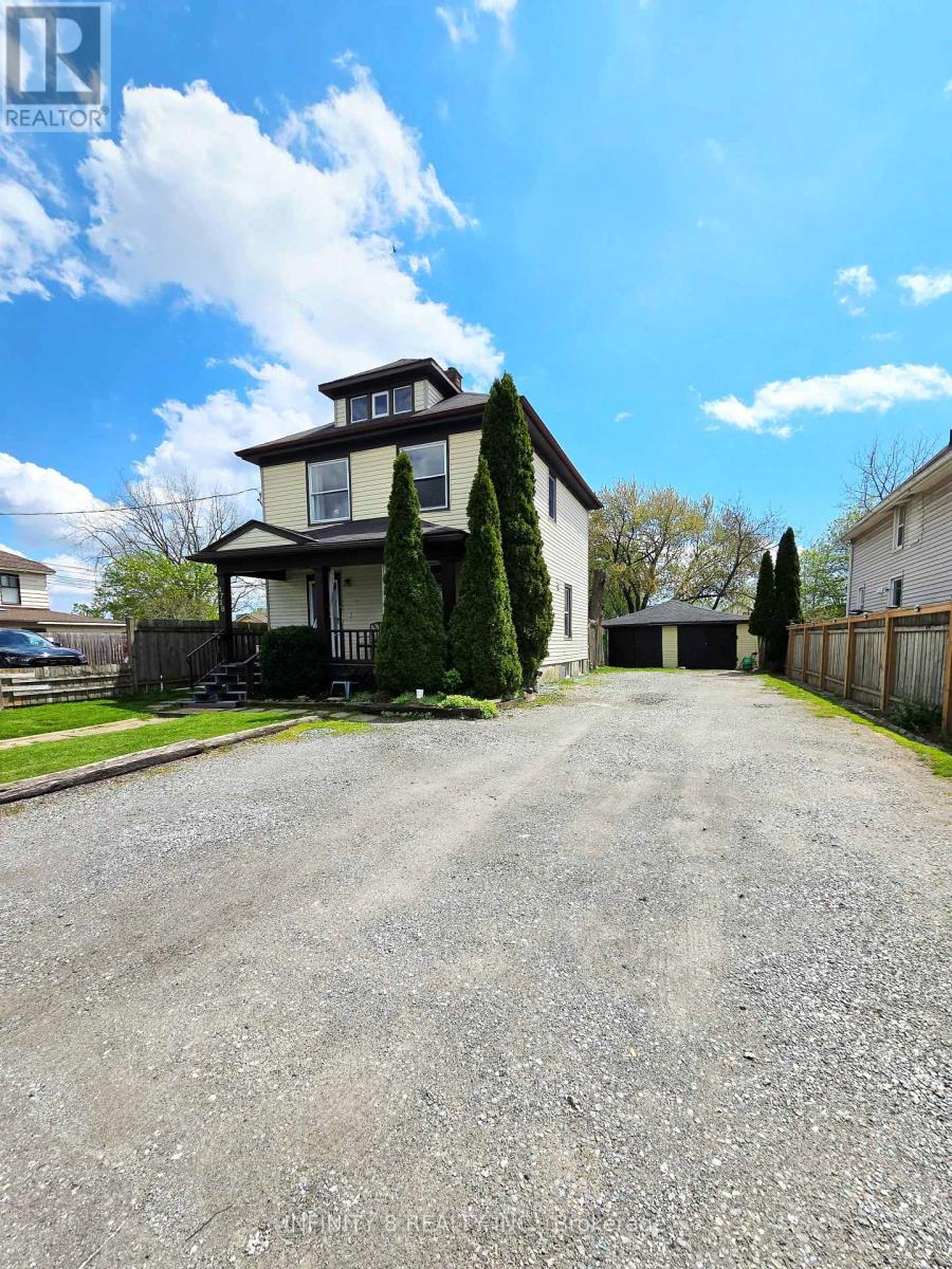4728 Bridge Street, Niagara Falls, Ontario  L2E 2R8 - Photo 4 - X13726132