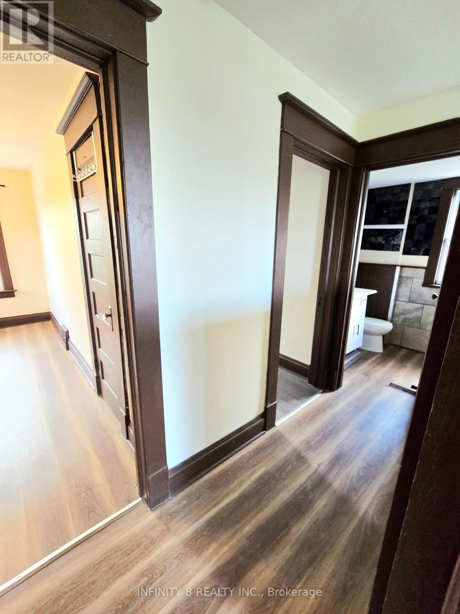 4728 Bridge Street, Niagara Falls, Ontario  L2E 2R8 - Photo 9 - X13726132