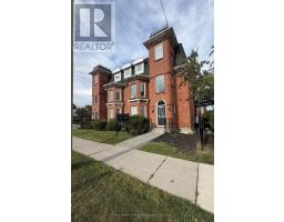 102 - 213 BYRON STREET S, Whitby, Ontario