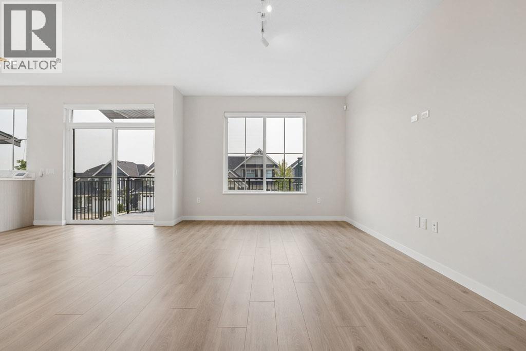 108 3637 Sheffield Avenue, Coquitlam, British Columbia  V3E 0P2 - Photo 4 - R3159849
