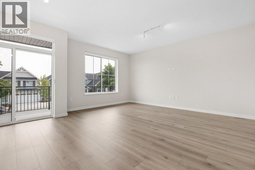 108 3637 Sheffield Avenue, Coquitlam, British Columbia  V3E 0P2 - Photo 5 - R3159849