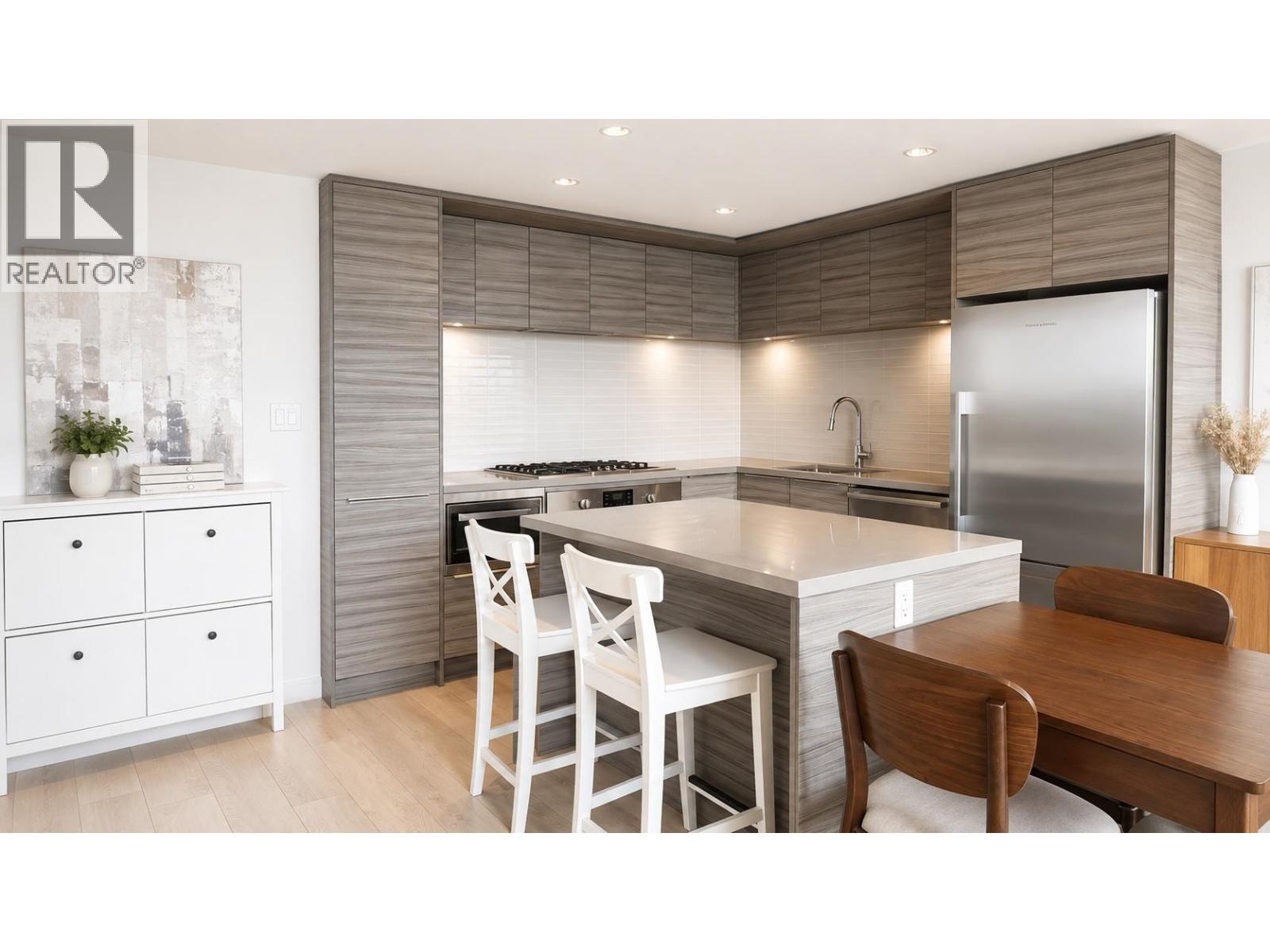 606 1550 Fern Street, North Vancouver, British Columbia  V7J 0A9 - Photo 6 - R3159850
