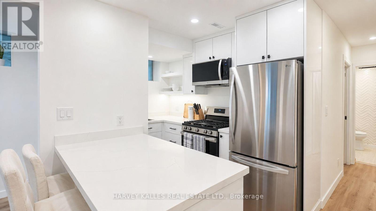 Lower - 557 Crawford Street, Toronto, Ontario  M6G 3J9 - Photo 5 - C13718488