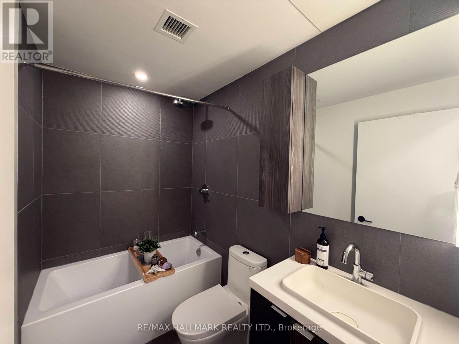 2014 - 35 Mercer Street, Toronto, Ontario  M5V 0V1 - Photo 17 - C13726166