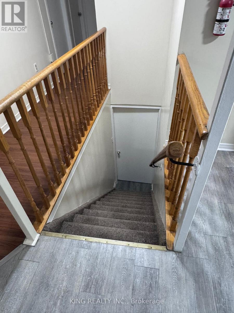 139 Hickling Trail, Barrie, Ontario L4M 5T7 - Photo 14 - S13726154
