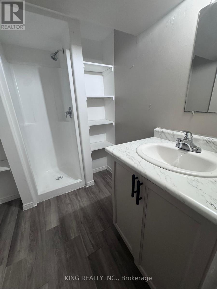 139 Hickling Trail, Barrie, Ontario L4M 5T7 - Photo 9 - S13726154