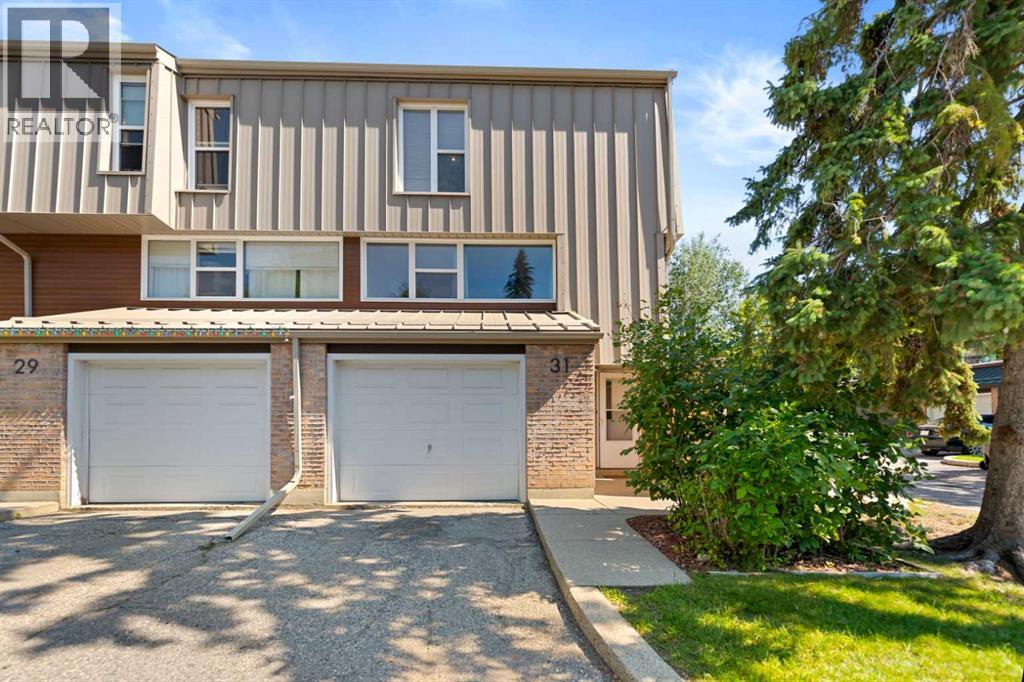 31 Brae Glen Court SW, calgary, Alberta