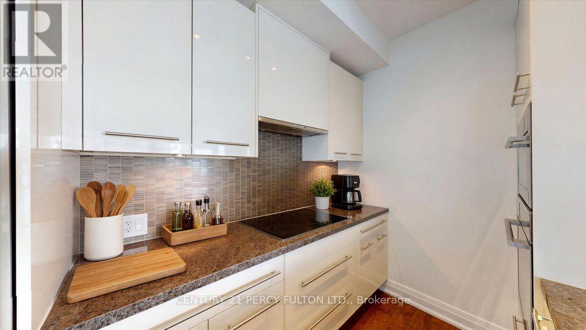 3001 - 80 John Street, Toronto, Ontario  M5V 3X4 - Photo 9 - C13726172