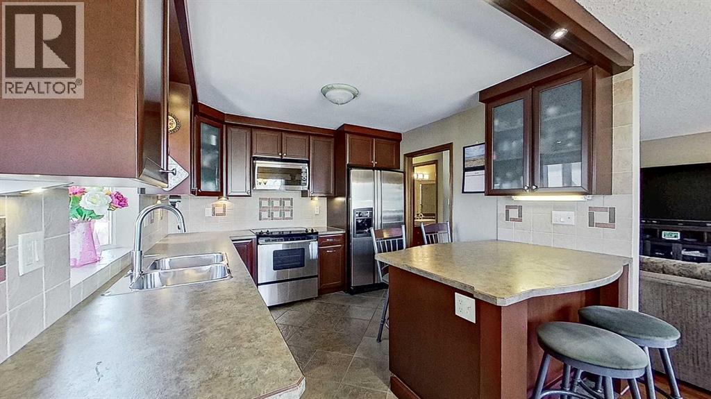 5803 Dalgleish Road Nw, Calgary, Alberta  T3A 1K4 - Photo 8 - A2316430