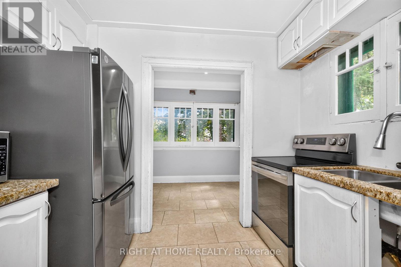 85 Maple Avenue, Barrie, Ontario L4N 1S1 - Photo 19 - S13726180