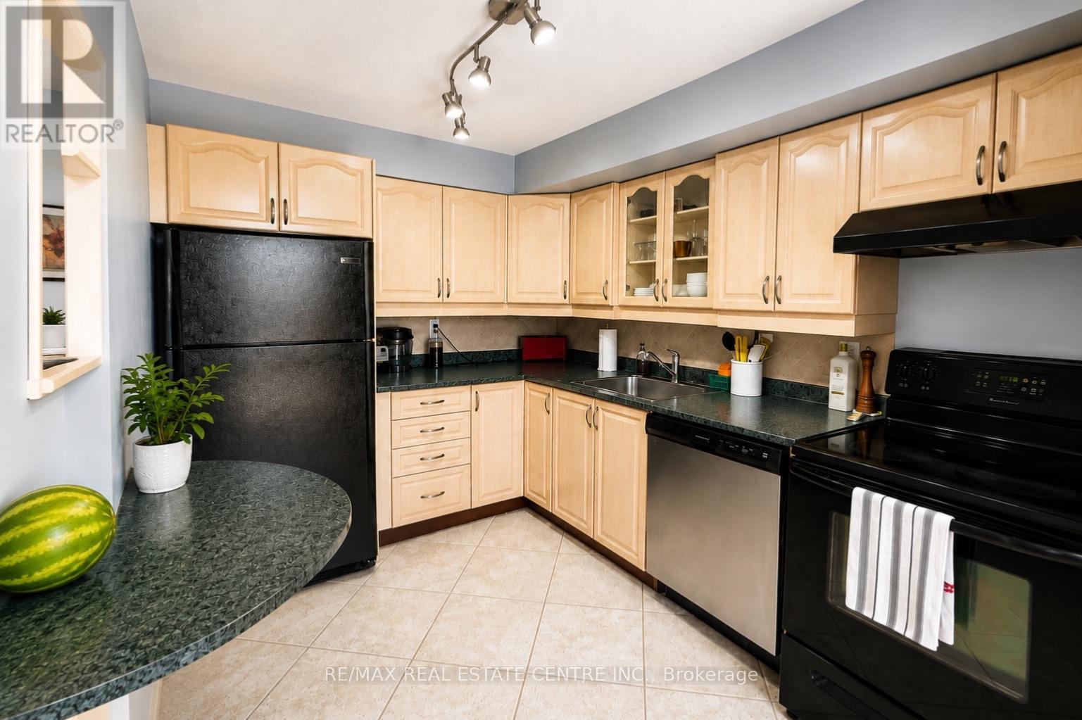 516 - 1300 Marlborough Court, Oakville, Ontario  L6H 2S2 - Photo 21 - W13726178
