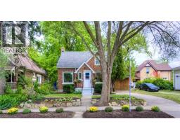 4 DUNBAR Road N, Waterloo, Ontario