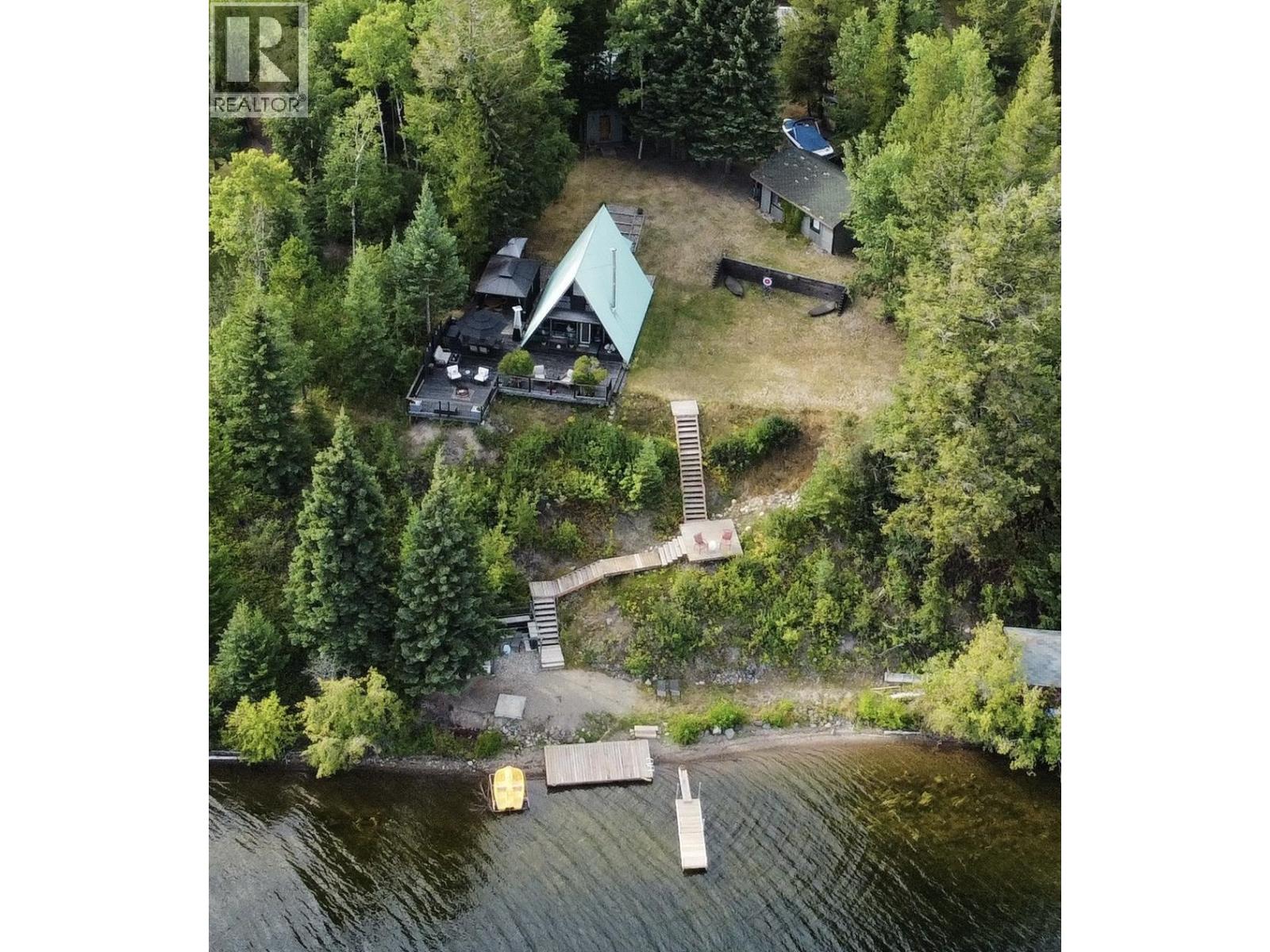 5290 Meier Road, Prince George, British Columbia  V0J 3A3 - Photo 2 - R3159854