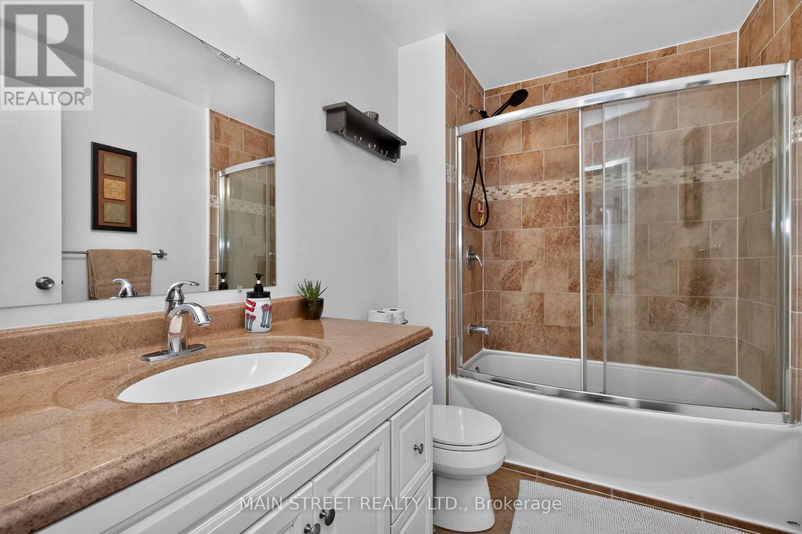 8 Robin Court, Barrie, Ontario  L4M 5M1 - Photo 21 - S13726068