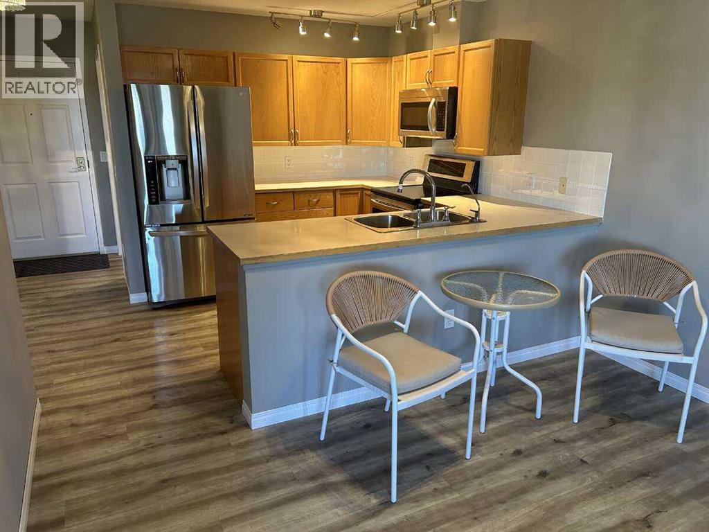 403, 305 1 Avenue Nw, Airdrie, Alberta  T4B 2M5 - Photo 6 - A2314581
