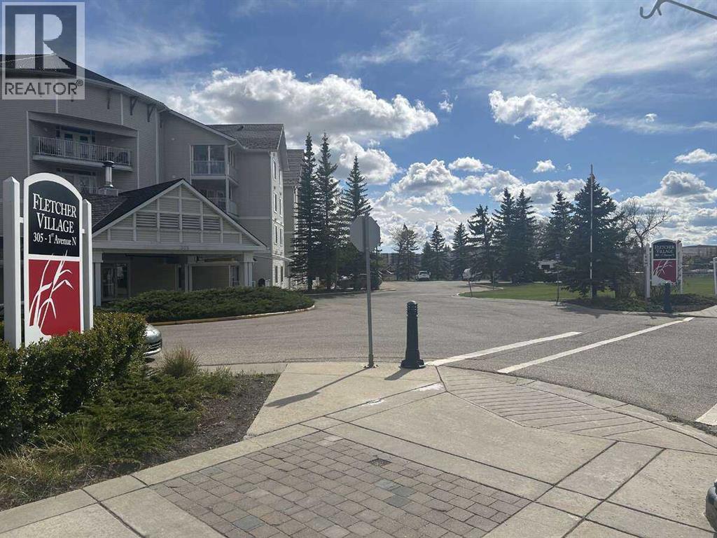 403, 305 1 Avenue Nw, Airdrie, Alberta  T4B 2M5 - Photo 1 - A2314581
