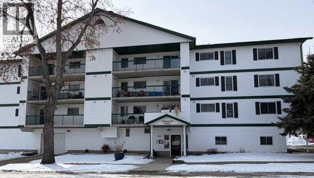 #206, 5007 52 Avenue, Ponoka, Alberta  T4J 1S3 - Photo 2 - A2297549