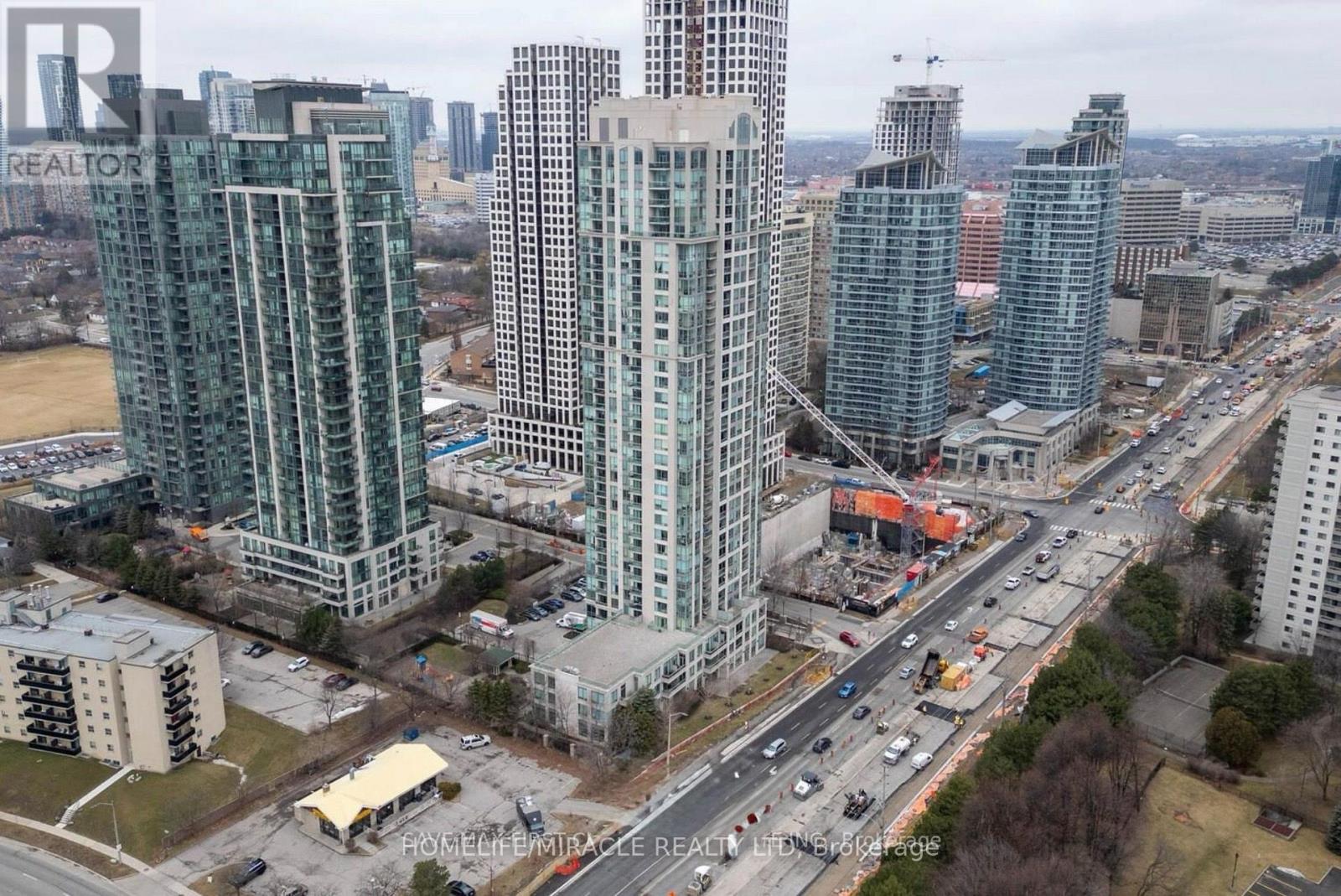 1702 - 3504 HURONTARIO STREET, Mississauga, Ontario