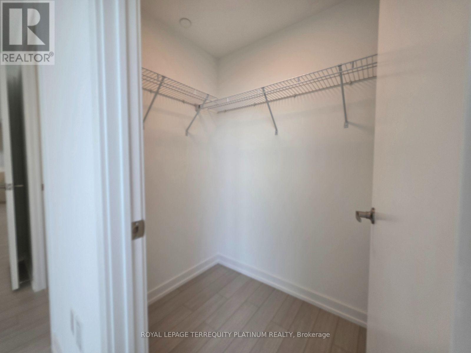 1721 - 4010 Eglinton Avenue W, Toronto, Ontario  M9A 0G5 - Photo 19 - W13726188