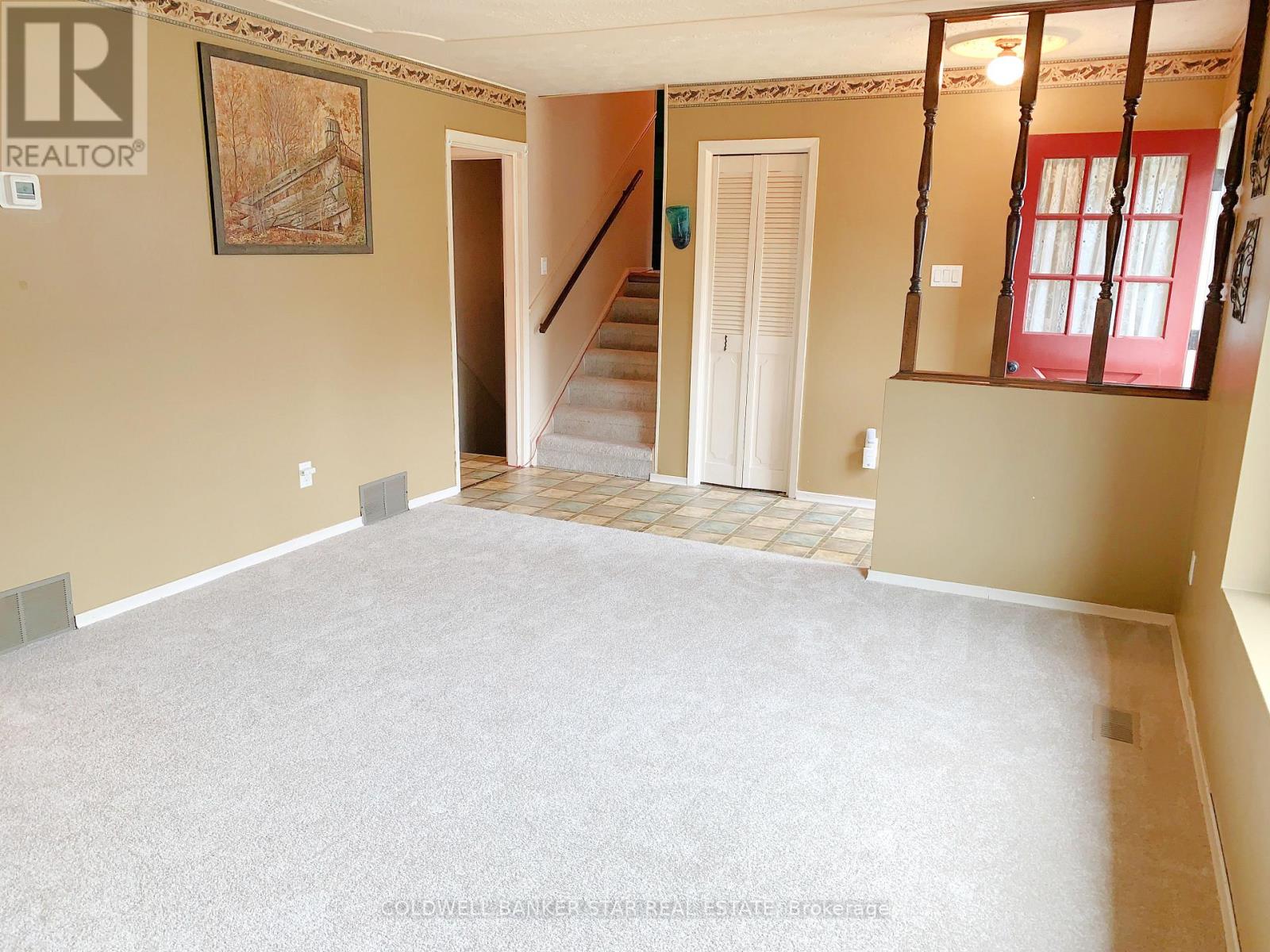9 Lakeview Circle, St. Thomas, Ontario  N5P 4B3 - Photo 8 - X13685982