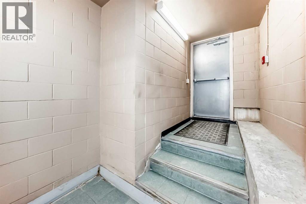 5,9,15, 1015 Centre Street NW, Calgary, Alberta  T2E 2P8 - Photo 32 - A2277781