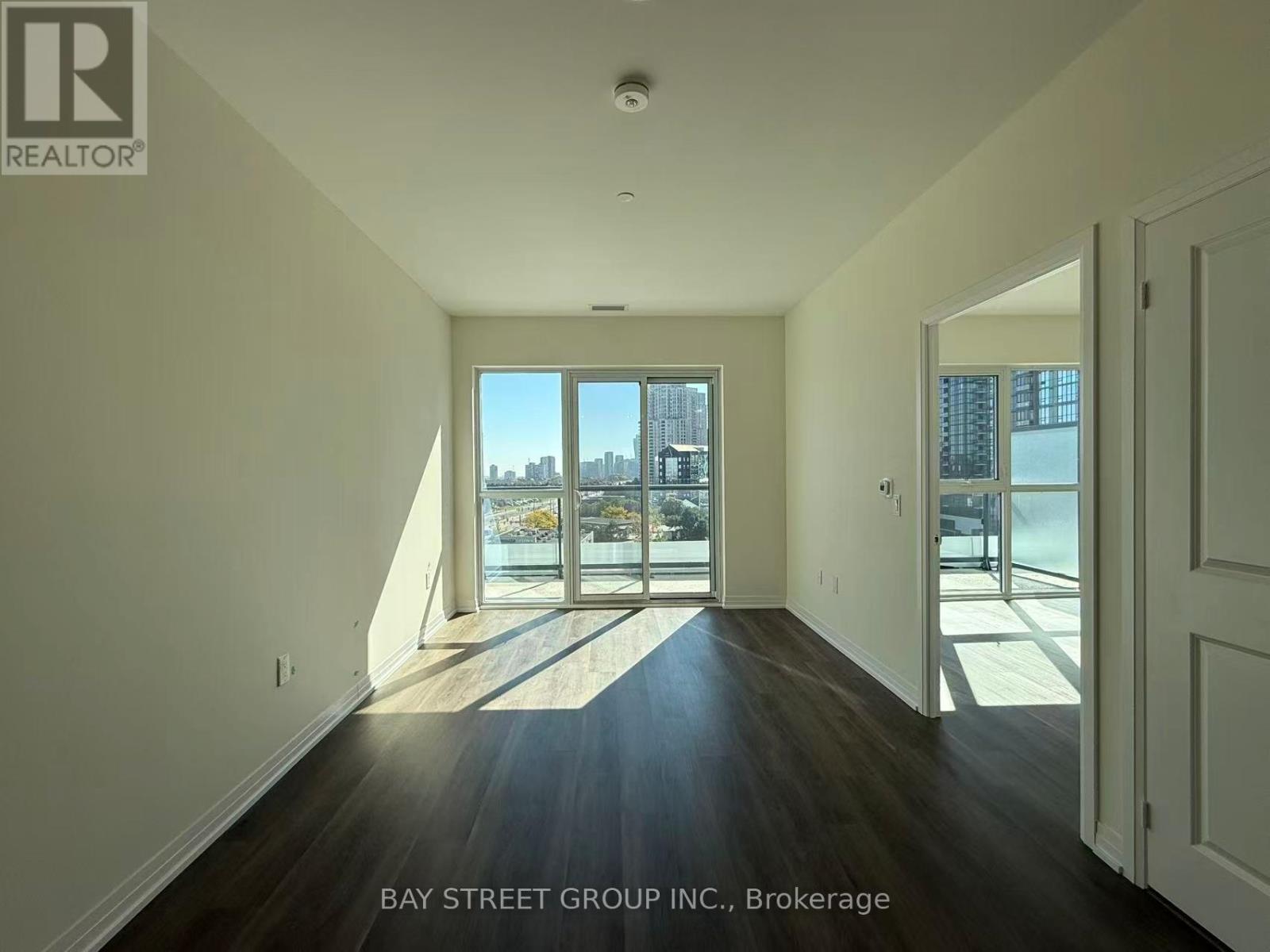 606 - 15 Watergarden Drive, Mississauga, Ontario  L5R 0H4 - Photo 5 - W13726212